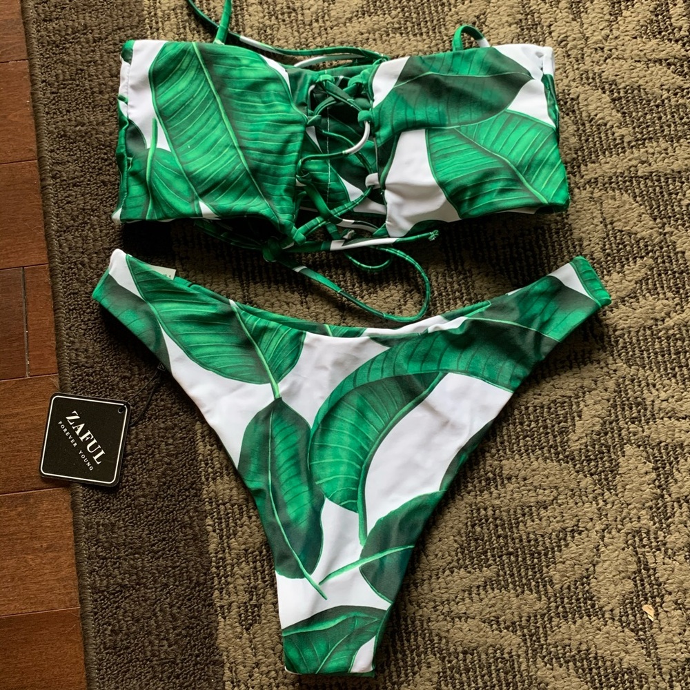Zaful palm leaf lace up bandeau bikini set size M - Picture 2 of 5
